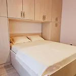 Apartment Discover From Our 3-room With Free Parking-komuna E Parisit Tirana