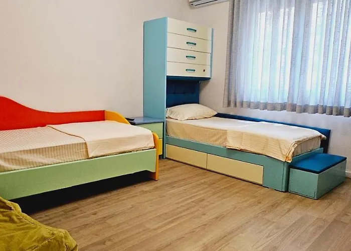 Апартаменты Discover From Our 3-room With Free Parking-komuna E Parisit *