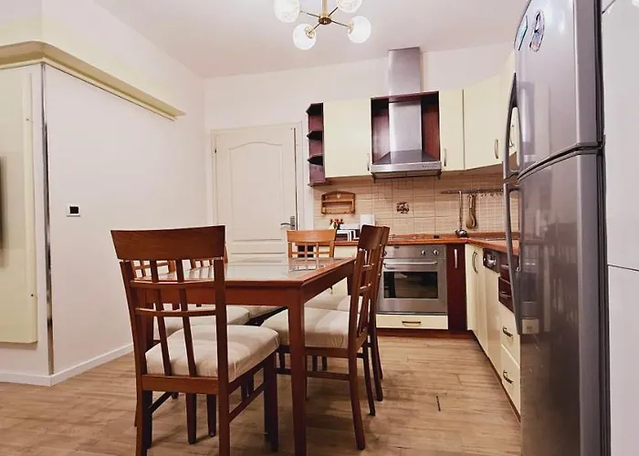 Discover From Our 3-room With Free Parking-komuna E Parisit *